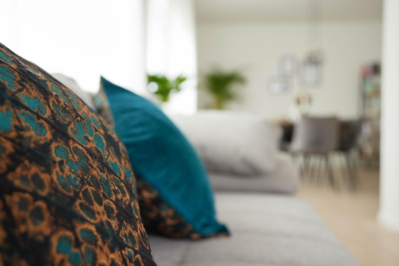 Ajko Homes - Design Apartment - Parkplatz - Balkon - Netflix - 6 Pers Walldorf  Ngoại thất bức ảnh